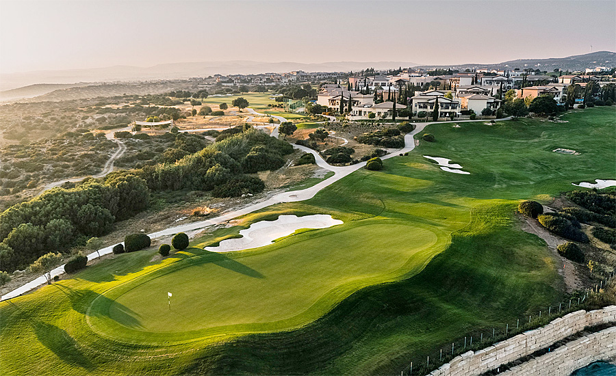 Aerial photo of the 8th green at Aphrodite Hills